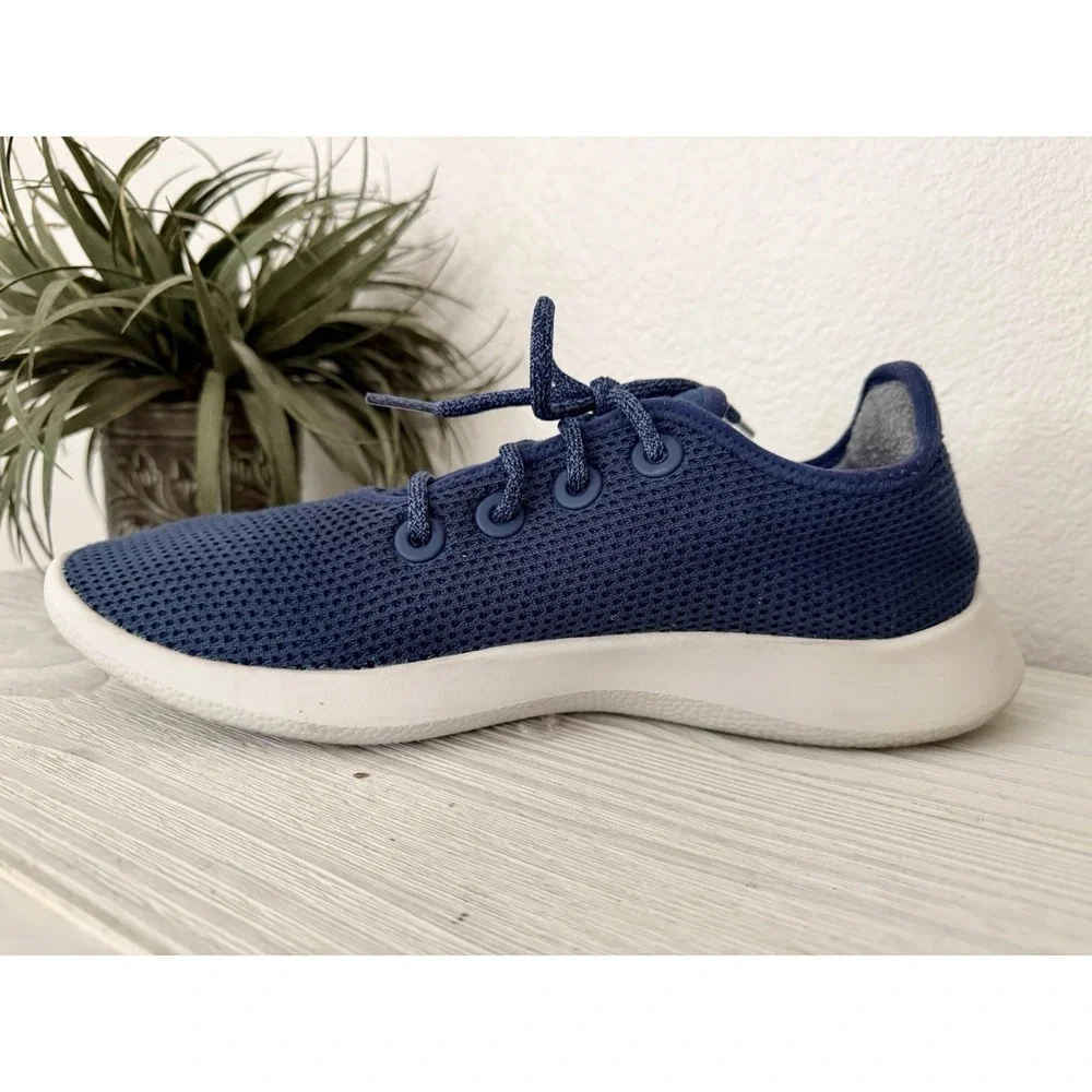 Allbirds Mens Tree Runner Size 10 Blue Sneaker Shoes Casual Comfort Eco Friendly
